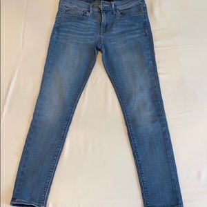 Express Skinny Mid Rise Legging Jeans